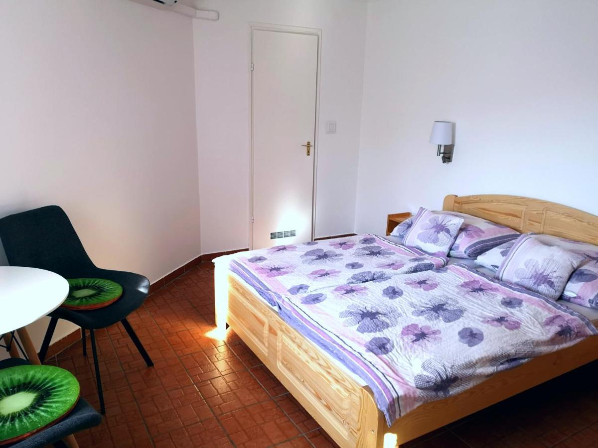 Apartman Kaszas Garden Mosonmagyaróvár Exteriér fotografie