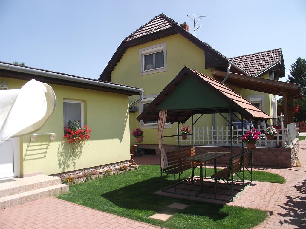 Apartman Kaszas Garden Mosonmagyaróvár Exteriér fotografie