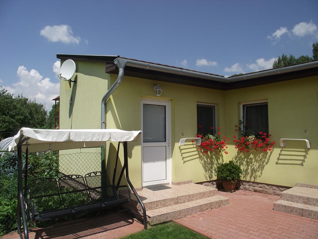 Apartman Kaszas Garden Mosonmagyaróvár Exteriér fotografie