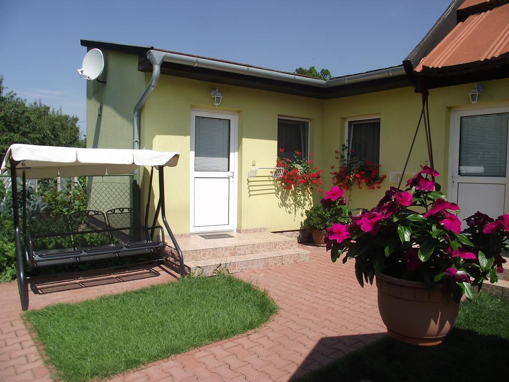 Apartman Kaszas Garden Mosonmagyaróvár Pokoj fotografie