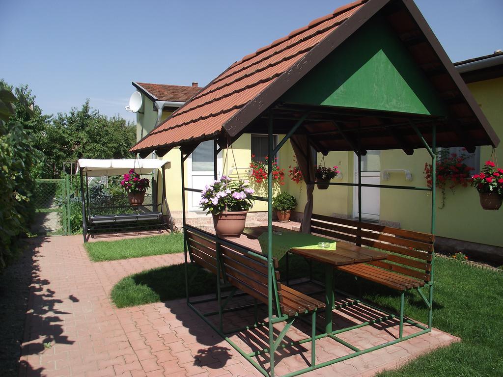 Apartman Kaszas Garden Mosonmagyaróvár Exteriér fotografie