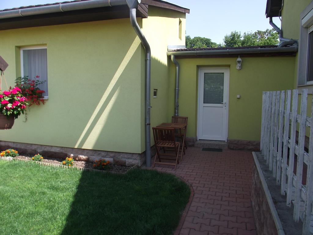 Apartman Kaszas Garden Mosonmagyaróvár Exteriér fotografie