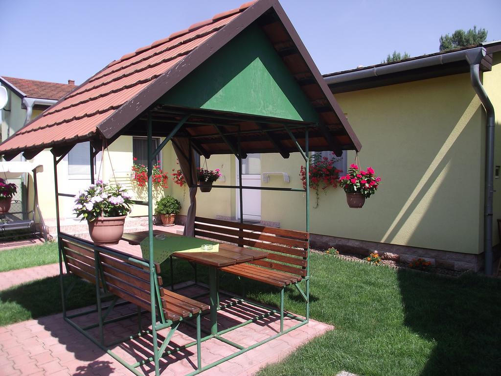 Apartman Kaszas Garden Mosonmagyaróvár Exteriér fotografie