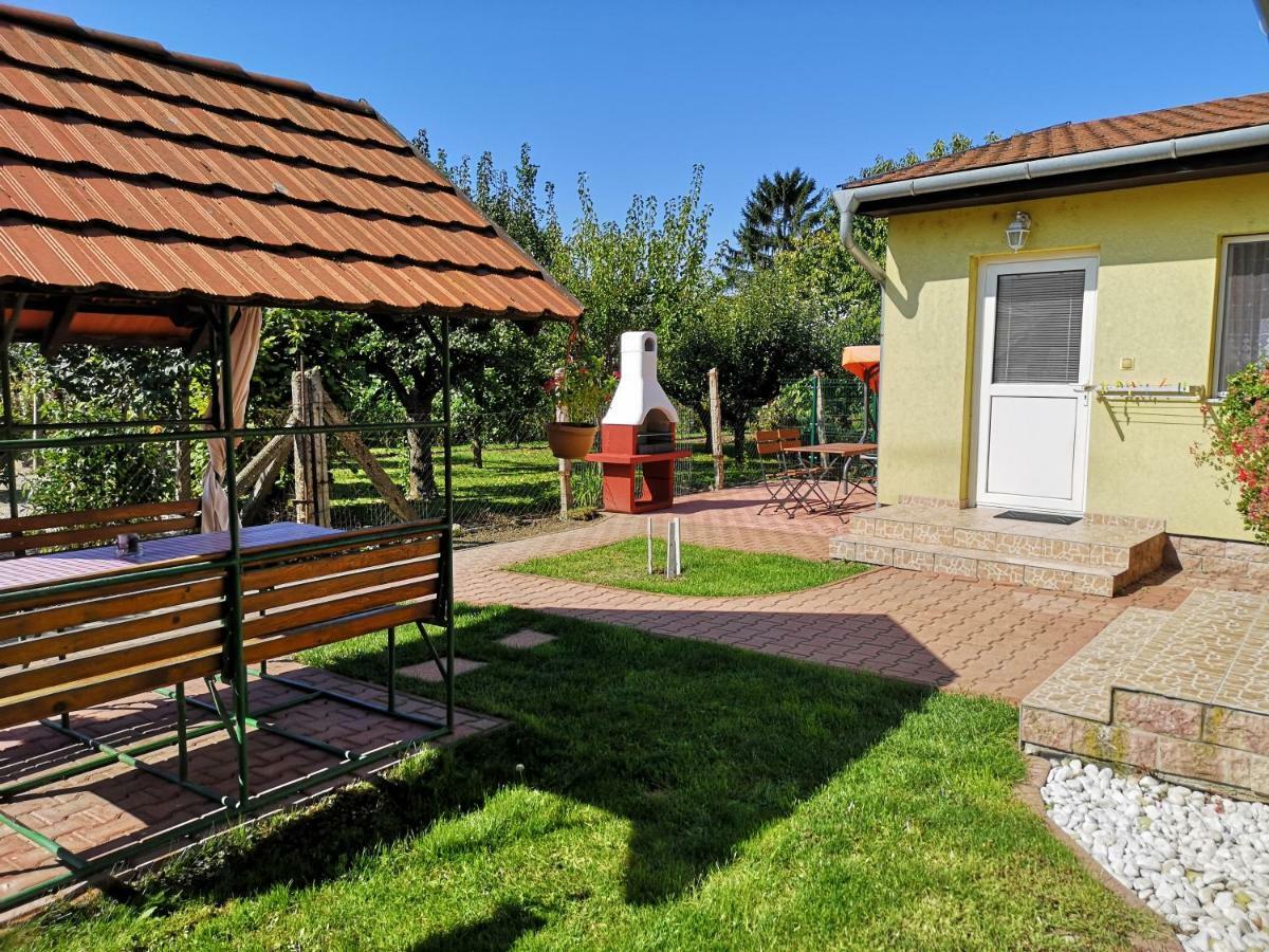 Apartman Kaszas Garden Mosonmagyaróvár Exteriér fotografie