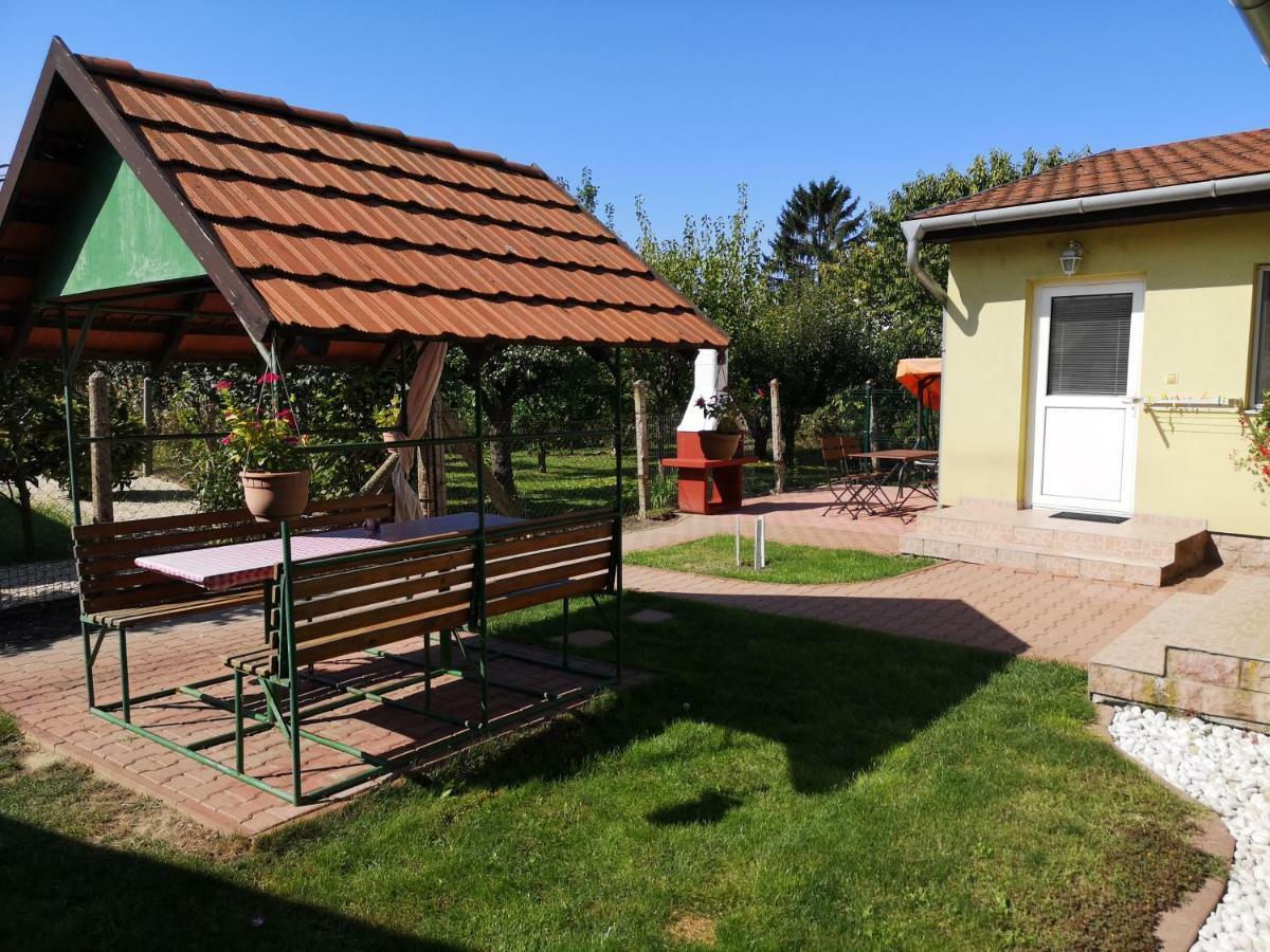 Apartman Kaszas Garden Mosonmagyaróvár Exteriér fotografie