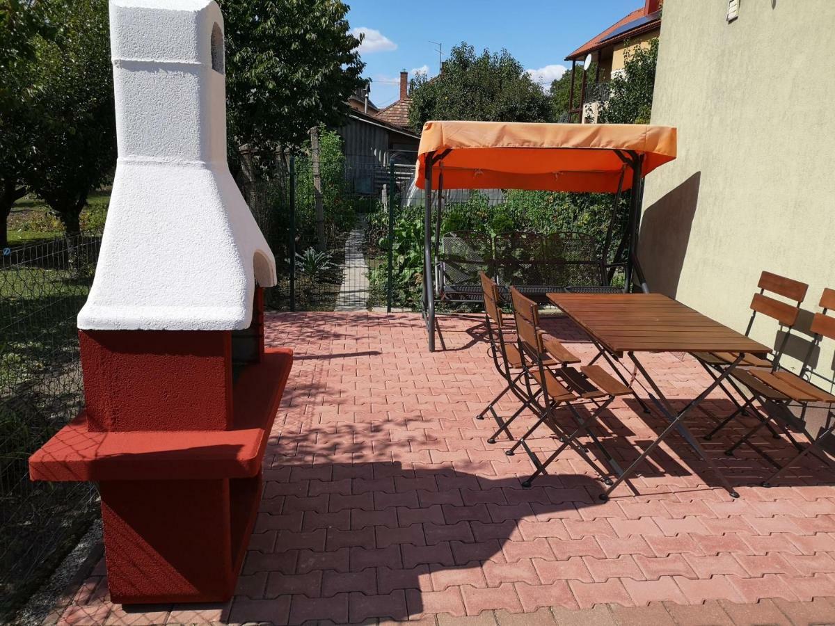 Apartman Kaszas Garden Mosonmagyaróvár Exteriér fotografie